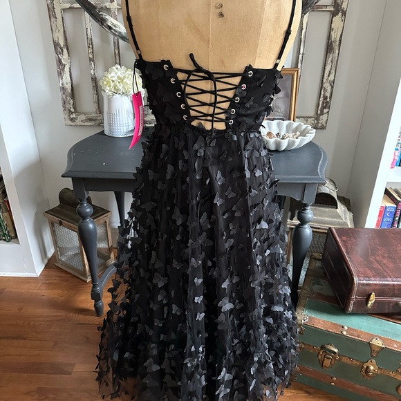 New with Tags Betsey Johnson Black Butterfly Maxi Dress Size M - Picture 4 of 9